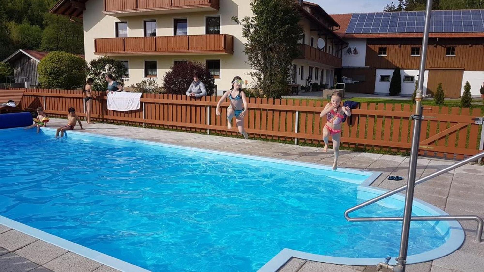 Hostal Ferienbauernhof Mehlbach Kollnburg Exterior foto